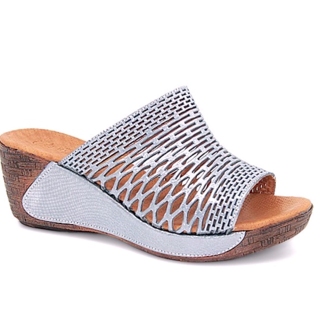 NEW Bonavi Handcrafted Leather Wedge Sandals